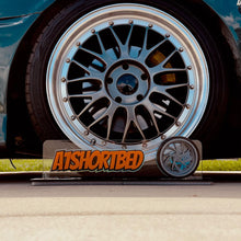 Load image into Gallery viewer, Wheel Plaque